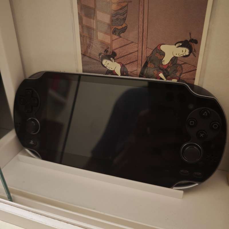 Tragbarer Spielkonsolen-Stände – Gaming Console Latest Bewertung und Preis